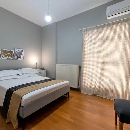 Casa vacanze Serene Seaside Bliss - Lush & Secluded Garden Oasis