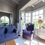 Serene Seaside Bliss - Lush & Secluded Garden Oasis *