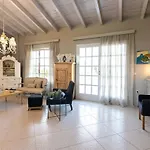 Serene Seaside Bliss - Lush & Secluded Garden Oasis Nyaraló *